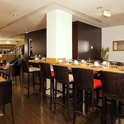 Residhome Opera 4*