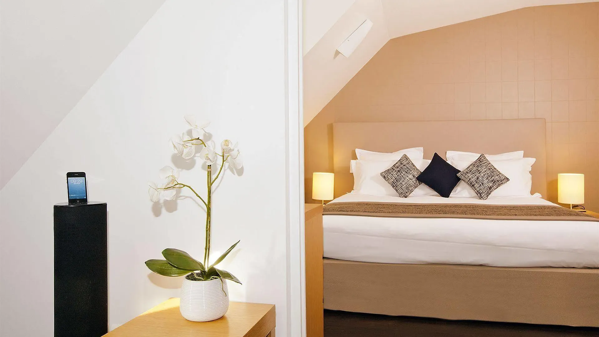 Residhome Opera Aparthotel 4*